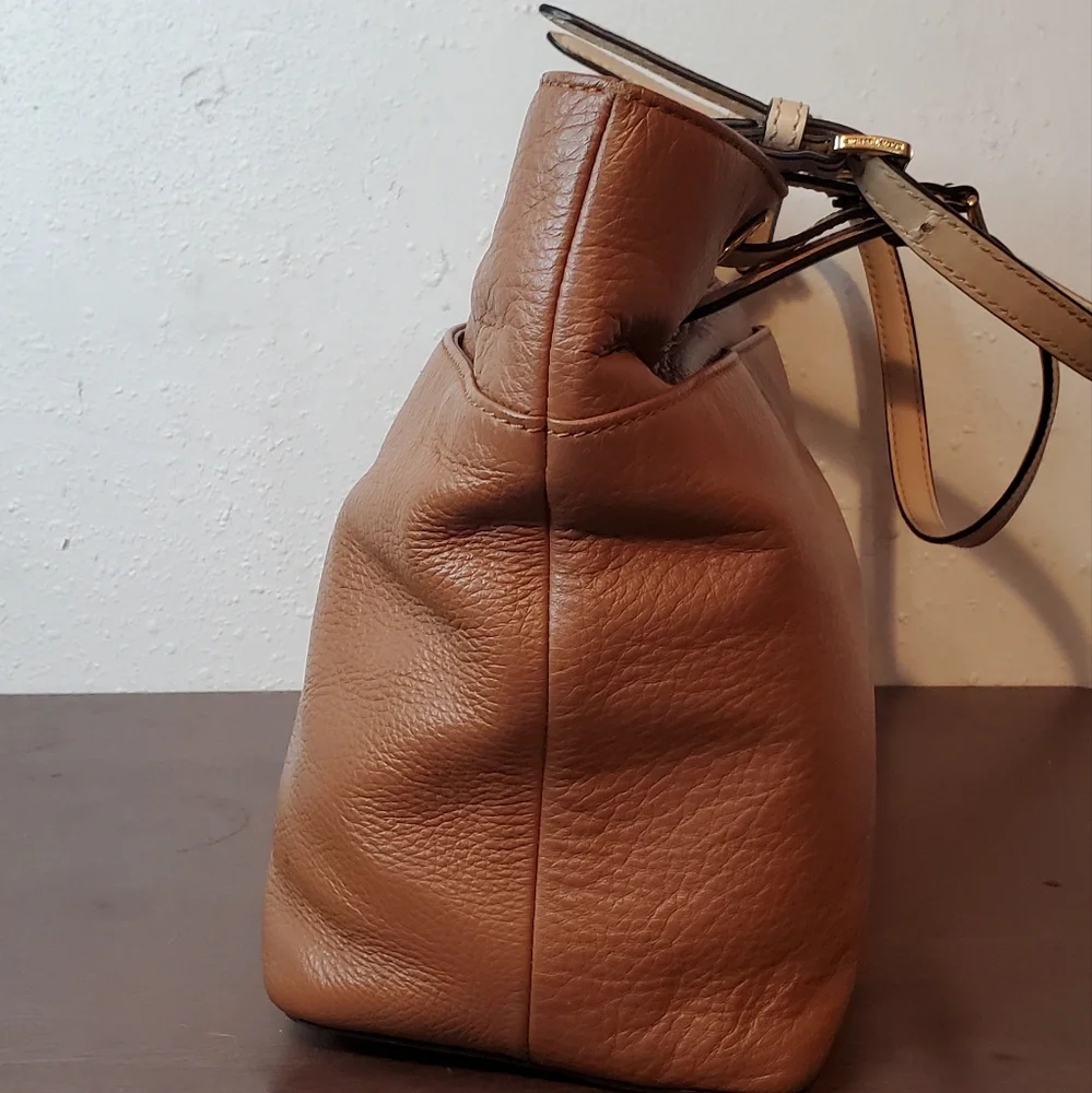 Michael Kors Satchel - Picture 4 of 12